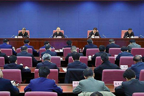國務(wù)院安委辦、應(yīng)急管理部召開全國煤礦安 全生產(chǎn)工作緊急視頻會(huì)議強(qiáng)調(diào) 深刻吸取煤礦重大事故教訓(xùn) 舉一反三抓好風(fēng)險(xiǎn)防控 確保歲末年初安 全形勢穩(wěn)定